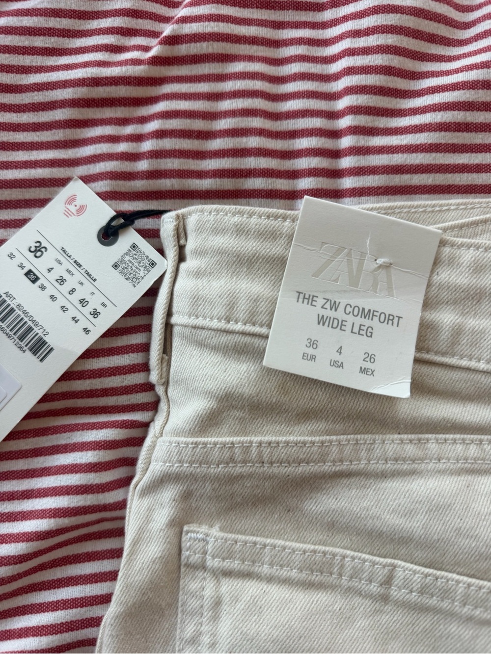 ZARA The ZW Comfort Wide Leg Jeans - Cream